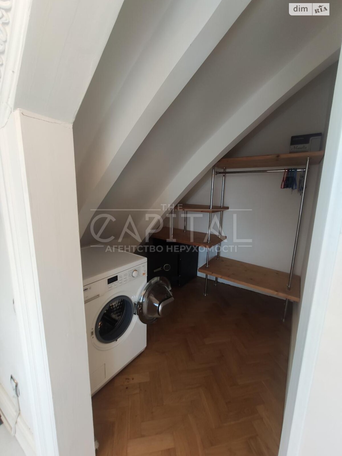 Продаж трикімнатної квартири в Києві, на вул. Кропивницького 8, район Липки фото 1 Продаж трикімнатної квартири в Києві, на вул. Кропивницького 8, район Липки фото 1