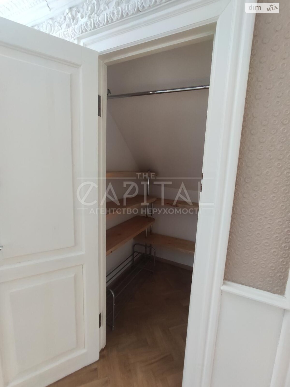 Продаж трикімнатної квартири в Києві, на вул. Кропивницького 8, район Липки фото 1 Продаж трикімнатної квартири в Києві, на вул. Кропивницького 8, район Липки фото 1