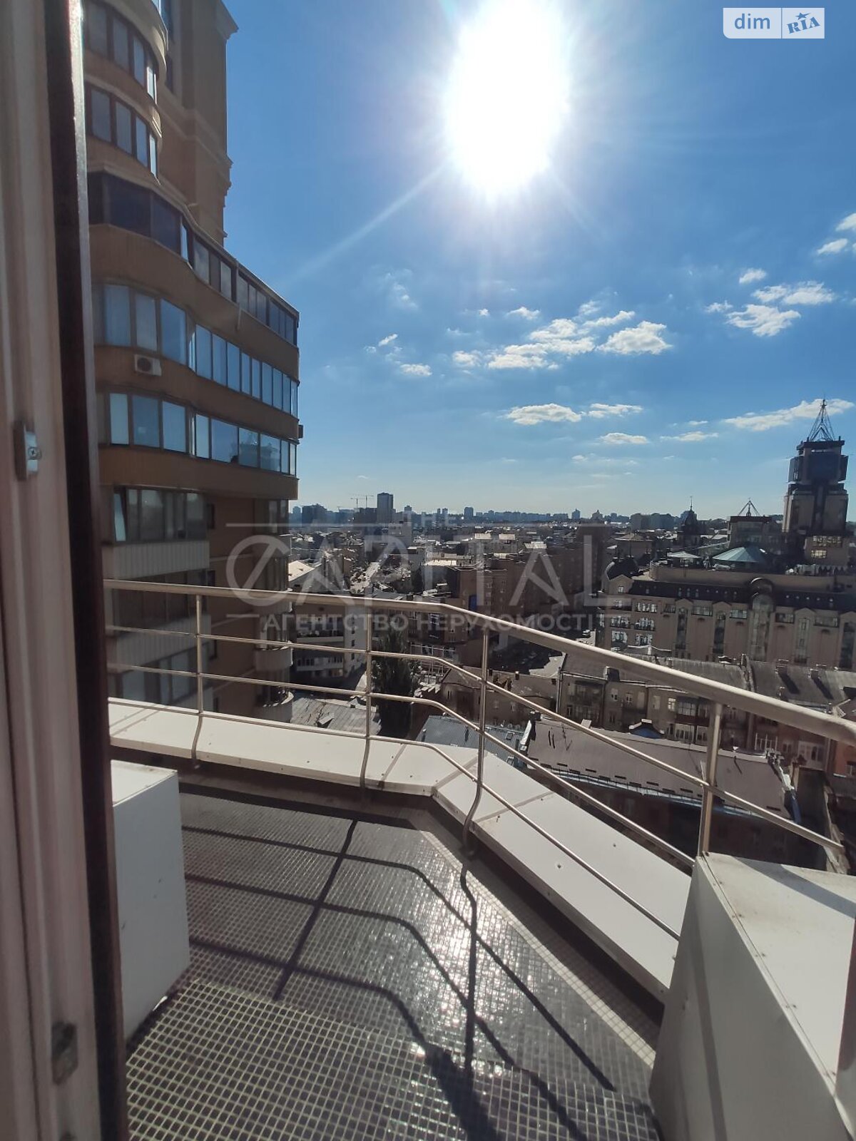 Продаж трикімнатної квартири в Києві, на вул. Кропивницького 8, район Липки фото 1 Продаж трикімнатної квартири в Києві, на вул. Кропивницького 8, район Липки фото 1