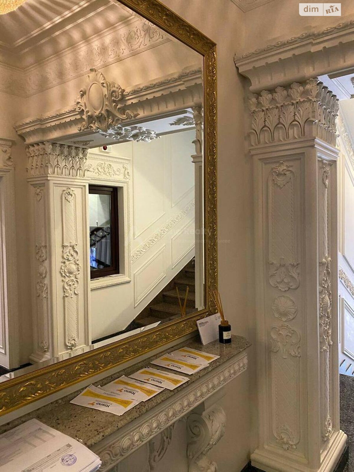 Продаж трикімнатної квартири в Києві, на вул. Кропивницького 8, район Липки фото 1 Продаж трикімнатної квартири в Києві, на вул. Кропивницького 8, район Липки фото 1