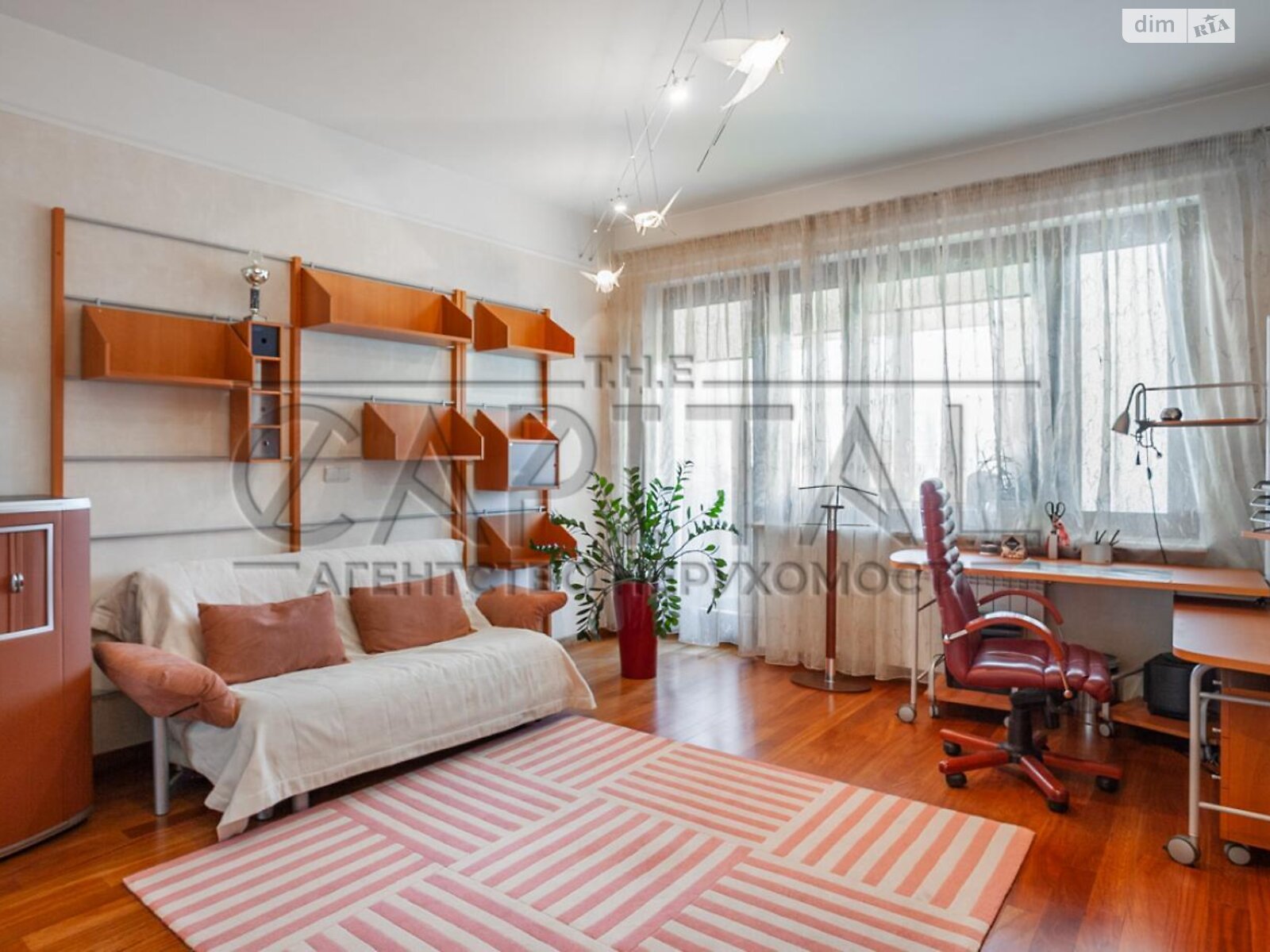 Продаж чотирикімнатної квартири в Києві, на вул. Кропивницького 10, район Липки фото 1 Продаж чотирикімнатної квартири в Києві, на вул. Кропивницького 10, район Липки фото 1