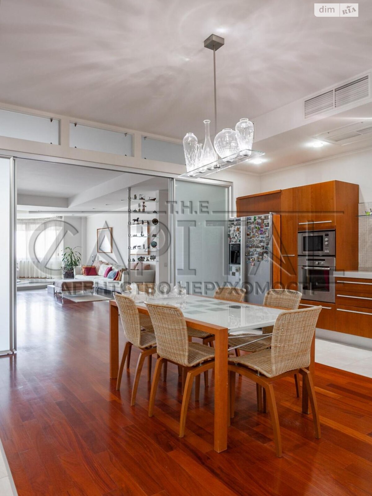 Продаж чотирикімнатної квартири в Києві, на вул. Кропивницького 10, район Липки фото 1 Продаж чотирикімнатної квартири в Києві, на вул. Кропивницького 10, район Липки фото 1