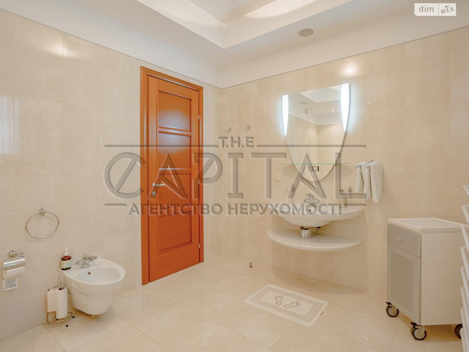 Продаж чотирикімнатної квартири в Києві, на вул. Кропивницького 10, район Липки фото 1