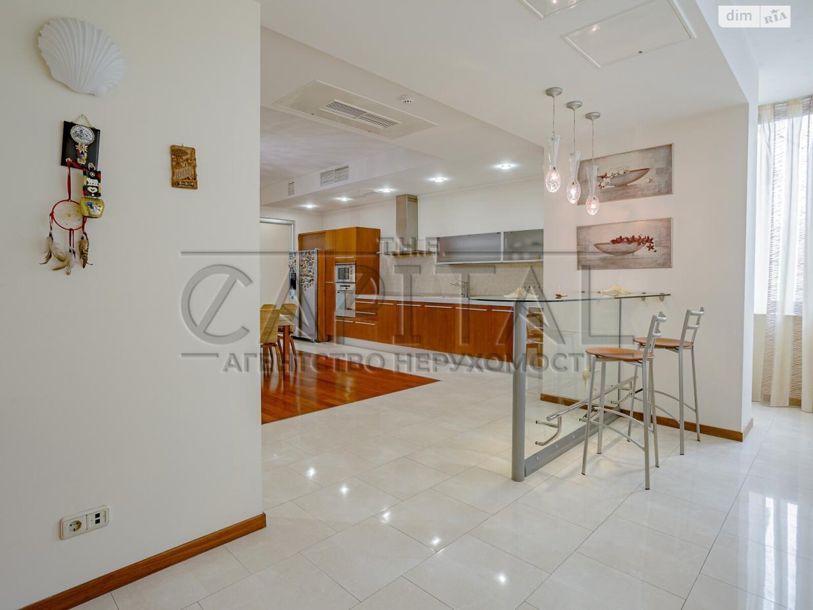 Продаж чотирикімнатної квартири в Києві, на вул. Кропивницького 10, район Липки фото 1