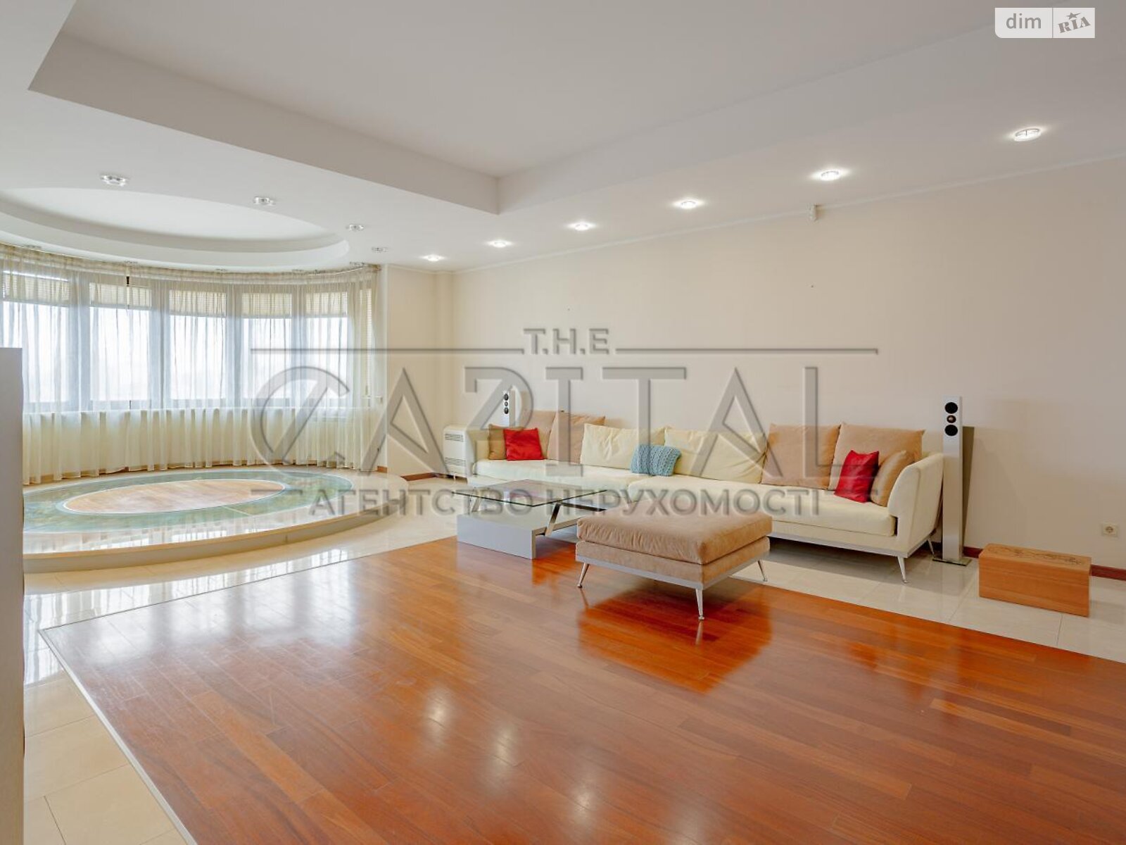 Продаж чотирикімнатної квартири в Києві, на вул. Кропивницького 10, район Липки фото 1