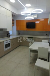 Продаж чотирикімнатної квартири в Києві, на вул. Круглоуніверситетська 7, район Липки фото 2