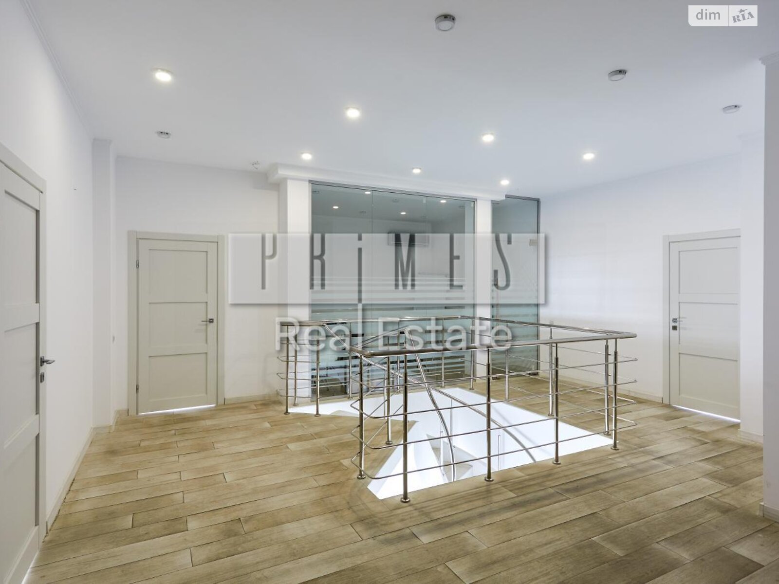 Продажа восьмикомнатной квартиры в Киеве, на ул. Круглоуниверситетская 3-5, район Липки фото 1