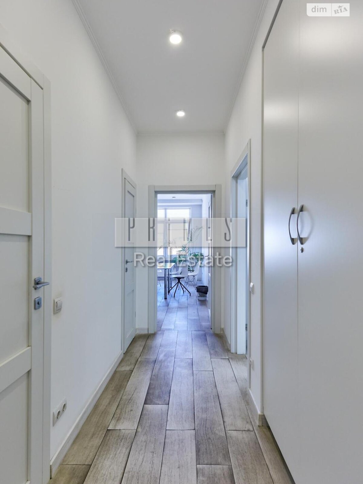 Продажа семикомнатной квартиры в Киеве, на ул. Круглоуниверситетская 3-5, район Липки фото 1