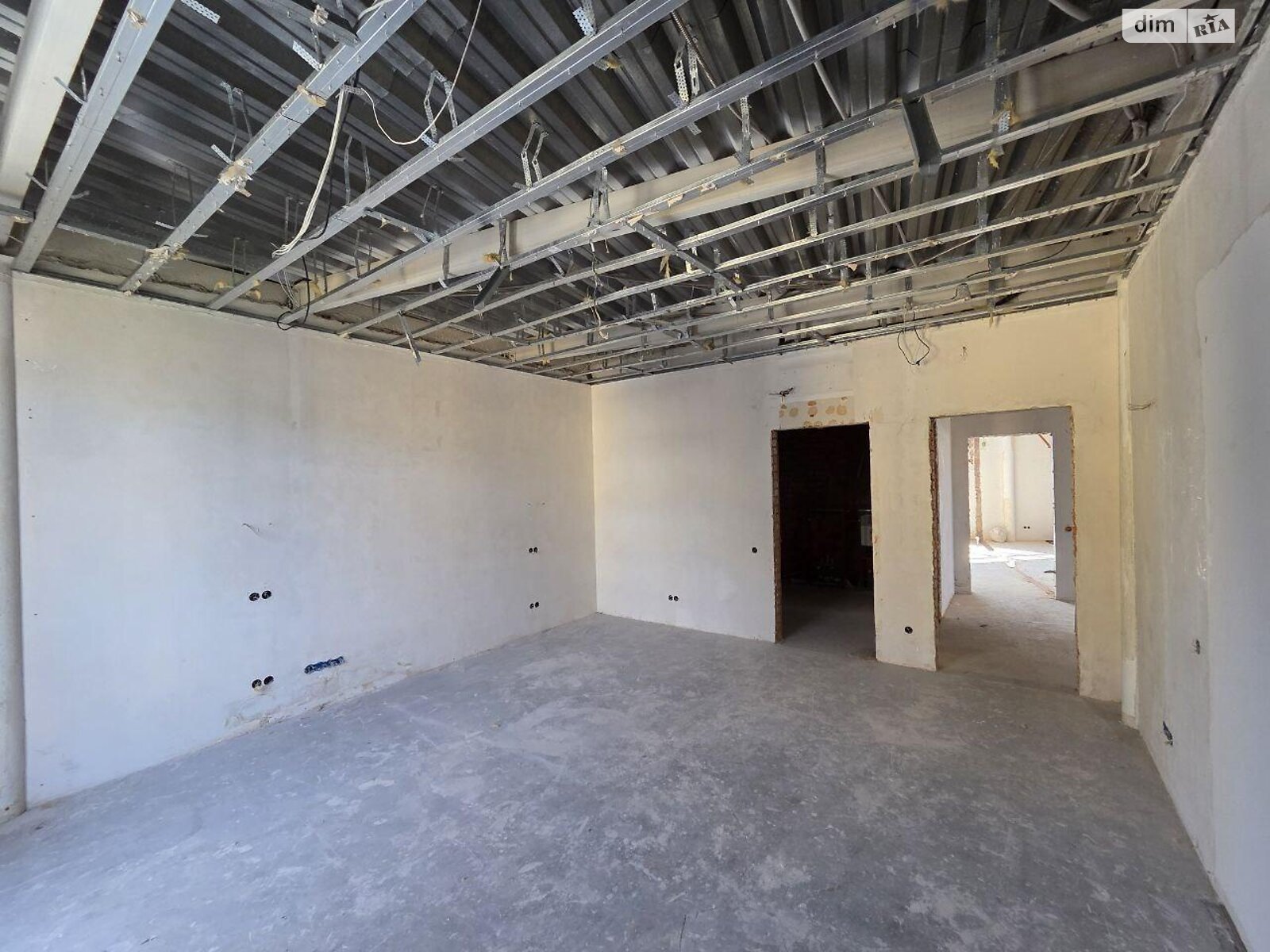 Продажа четырехкомнатной квартиры в Киеве, на спуск Крутой 7, район Липки фото 1 Продажа четырехкомнатной квартиры в Киеве, на спуск Крутой 7, район Липки фото 1