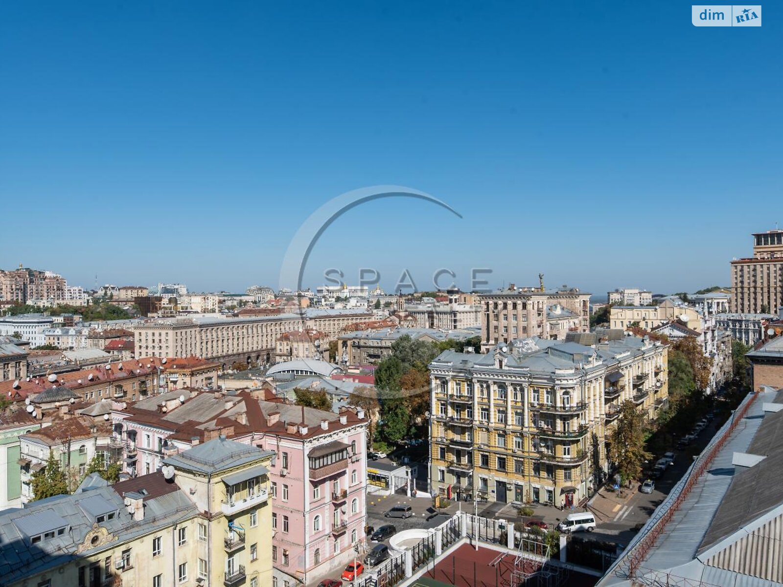 Продаж чотирикімнатної квартири в Києві, на вул. Лютеранська 10А, район Липки фото 1 Продаж чотирикімнатної квартири в Києві, на вул. Лютеранська 10А, район Липки фото 1