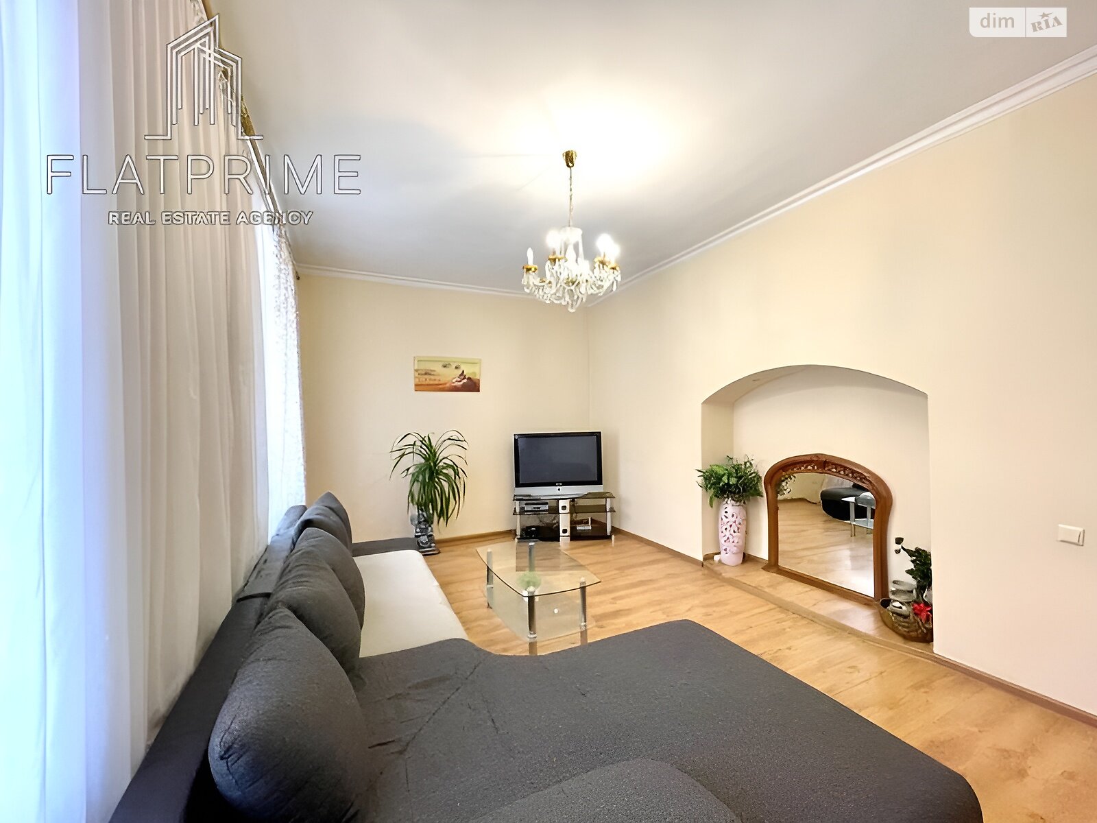Продажа трехкомнатной квартиры в Киеве, на ул. Лютеранская 19, район Липки фото 1 Продажа трехкомнатной квартиры в Киеве, на ул. Лютеранская 19, район Липки фото 1