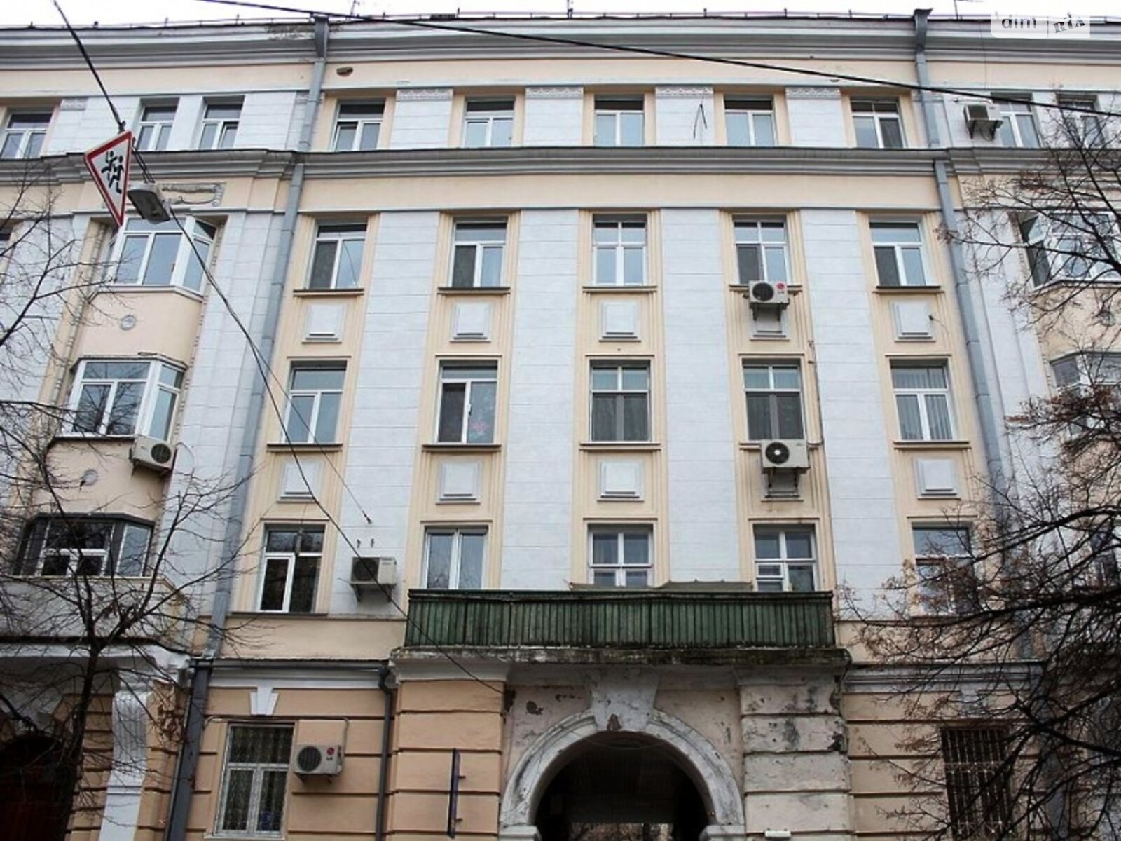 Продаж чотирикімнатної квартири в Києві, на вул. Лютеранська 4, район Липки фото 1 Продаж чотирикімнатної квартири в Києві, на вул. Лютеранська 4, район Липки фото 1