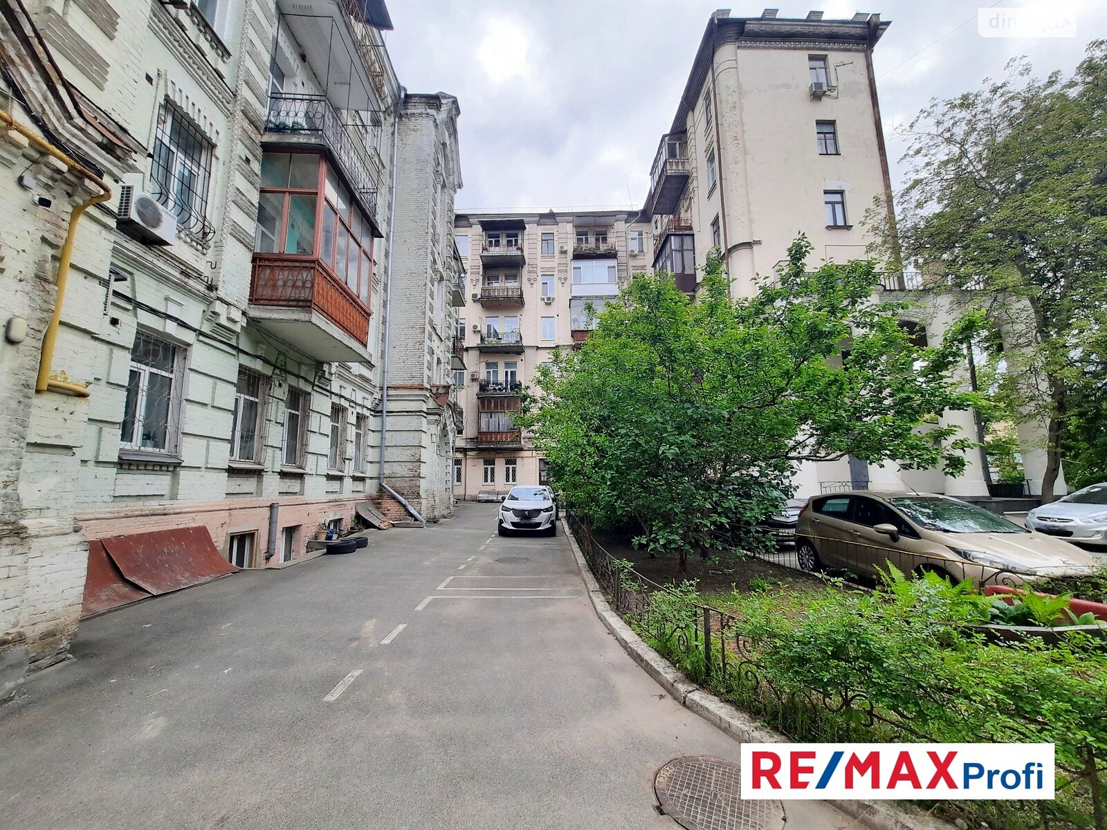 Продажа двухкомнатной квартиры в Киеве, на ул. Лютеранская 8, район Липки фото 1 Продажа двухкомнатной квартиры в Киеве, на ул. Лютеранская 8, район Липки фото 1