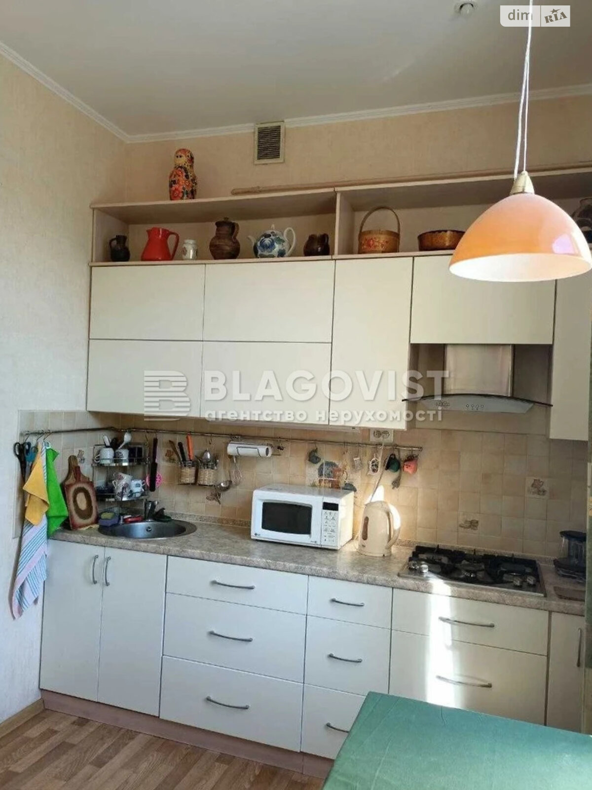 Продажа трехкомнатной квартиры в Киеве, на ул. Лютеранская 19, район Липки фото 1 Продажа трехкомнатной квартиры в Киеве, на ул. Лютеранская 19, район Липки фото 1