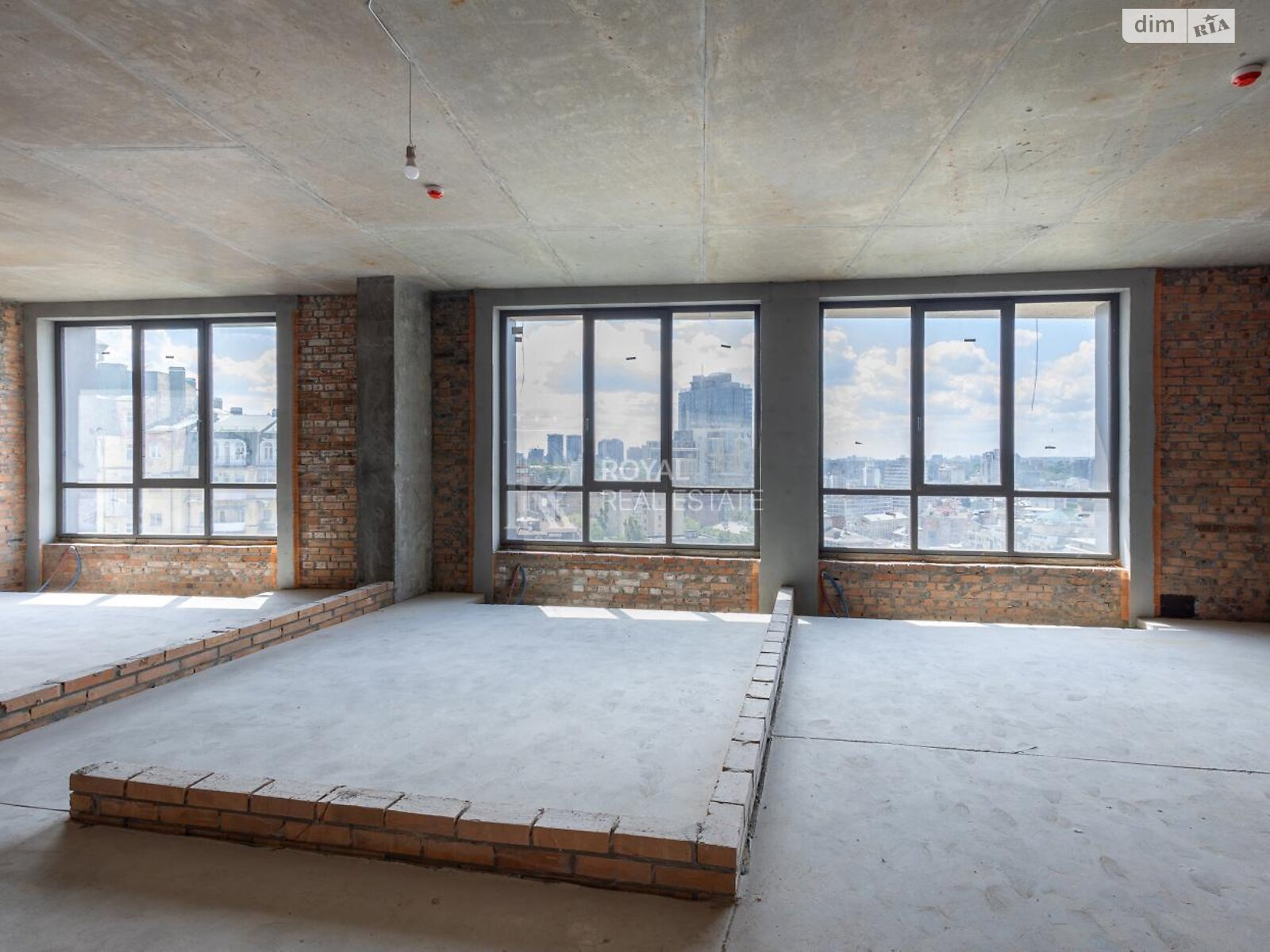 Продажа двухкомнатной квартиры в Киеве, на ул. Лютеранская 14В, район Липки фото 1