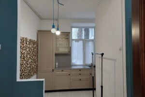 Продажа двухкомнатной квартиры в Киеве, на ул. Лютеранская, район Липки фото 2