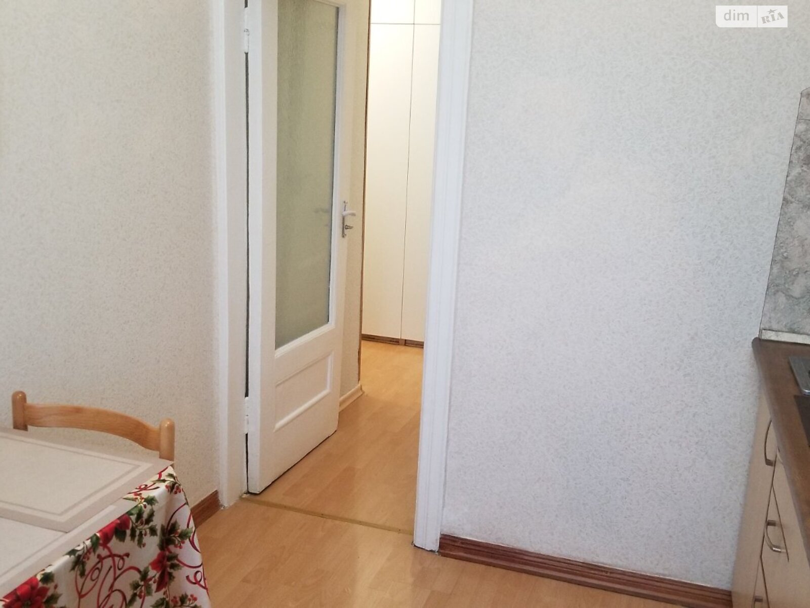 Продажа двухкомнатной квартиры в Киеве, на ул. Институтская 18, район Липки фото 1