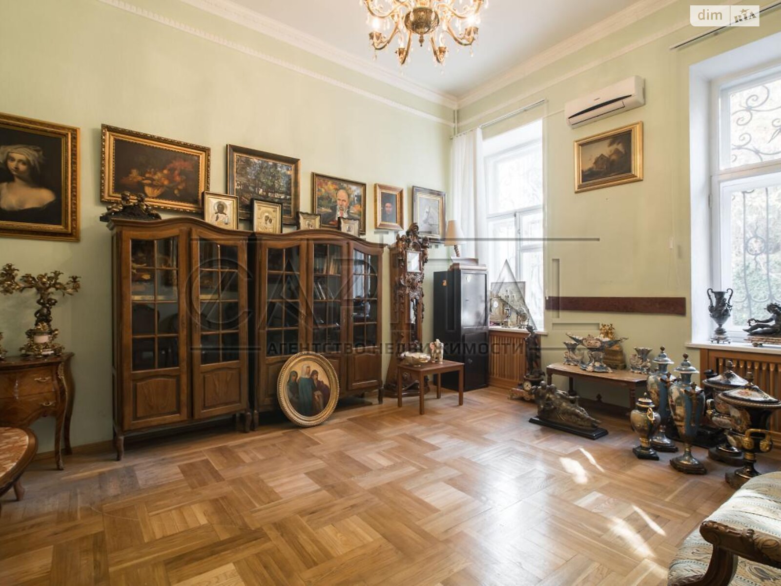 Продажа трехкомнатной квартиры в Киеве, на ул. Ольгинская 2/1, район Липки фото 1 Продажа трехкомнатной квартиры в Киеве, на ул. Ольгинская 2/1, район Липки фото 1