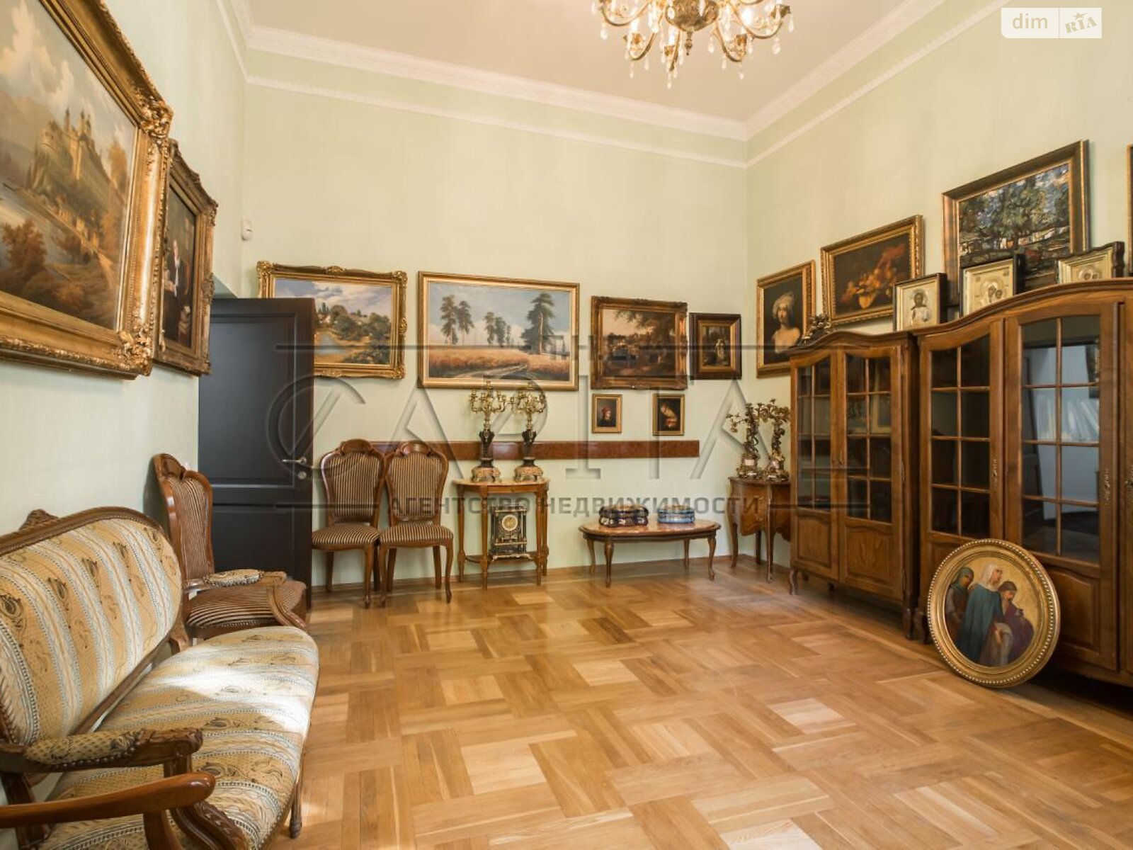 Продажа трехкомнатной квартиры в Киеве, на ул. Ольгинская 2/1, район Липки фото 1 Продажа трехкомнатной квартиры в Киеве, на ул. Ольгинская 2/1, район Липки фото 1