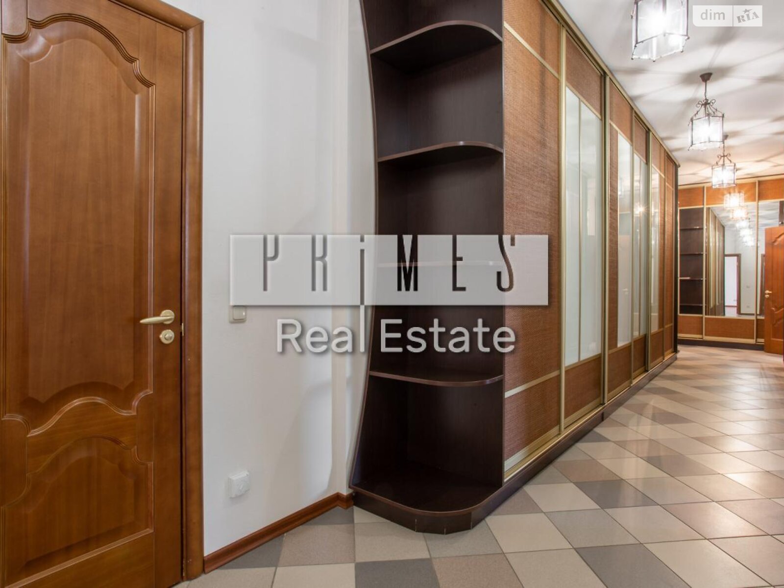 Продажа трехкомнатной квартиры в Киеве, на ул. Ольгинская 6, район Липки фото 1 Продажа трехкомнатной квартиры в Киеве, на ул. Ольгинская 6, район Липки фото 1