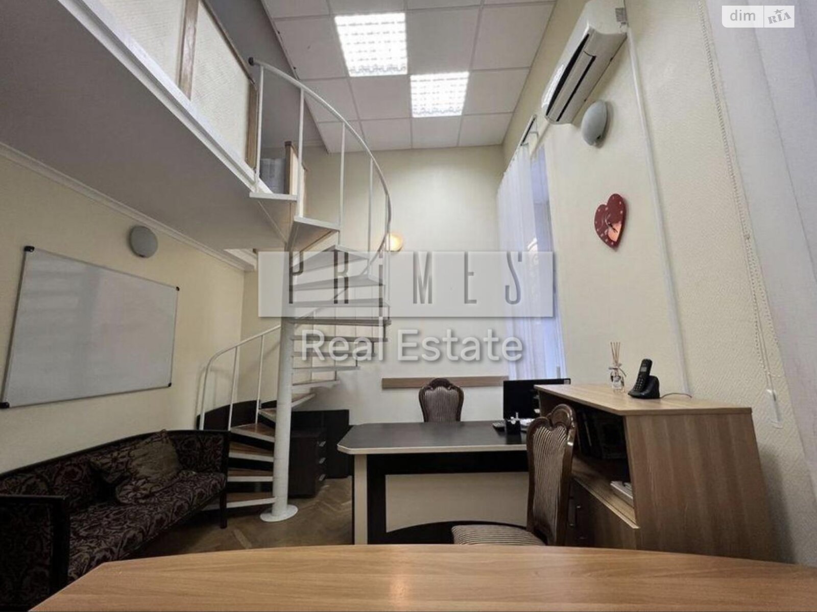 Продаж трикімнатної квартири в Києві, на вул. Ольгинська 2/1, район Липки фото 1 Продаж трикімнатної квартири в Києві, на вул. Ольгинська 2/1, район Липки фото 1