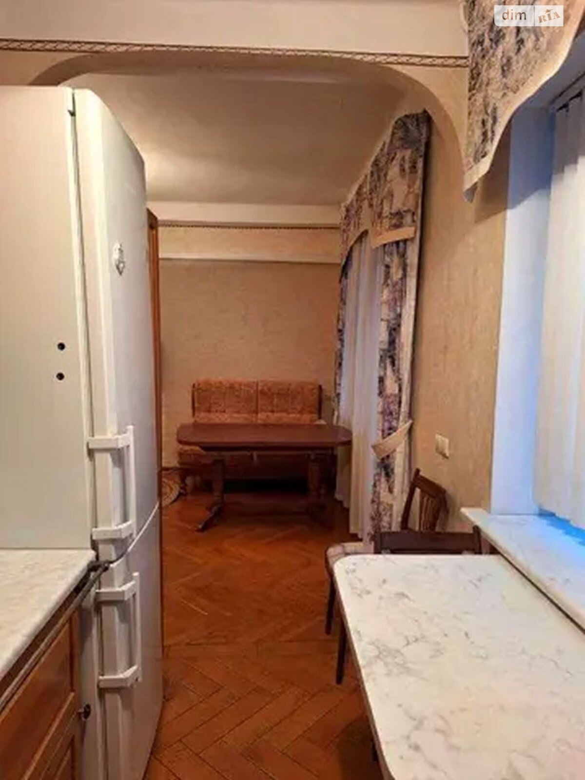 Продаж двокімнатної квартири в Києві, на вул. Пилипа Орлика 9, район Липки фото 1 Продаж двокімнатної квартири в Києві, на вул. Пилипа Орлика 9, район Липки фото 1