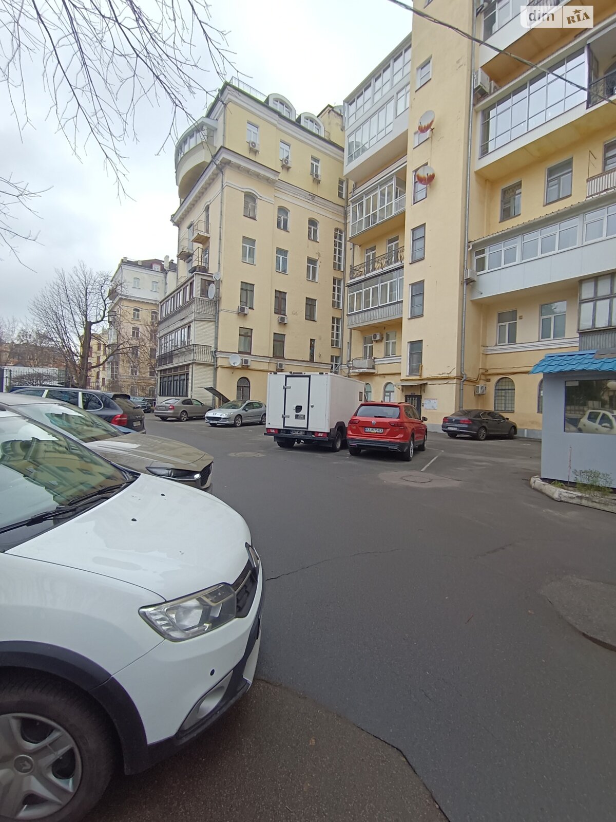 Продажа шестикомнатной квартиры в Киеве, на ул. Пылыпа Орлика 10, район Печерский фото 1