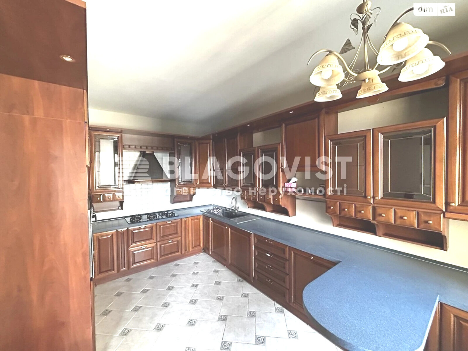 Продажа шестикомнатной квартиры в Киеве, на ул. Пылыпа Орлика 10, район Печерский фото 1