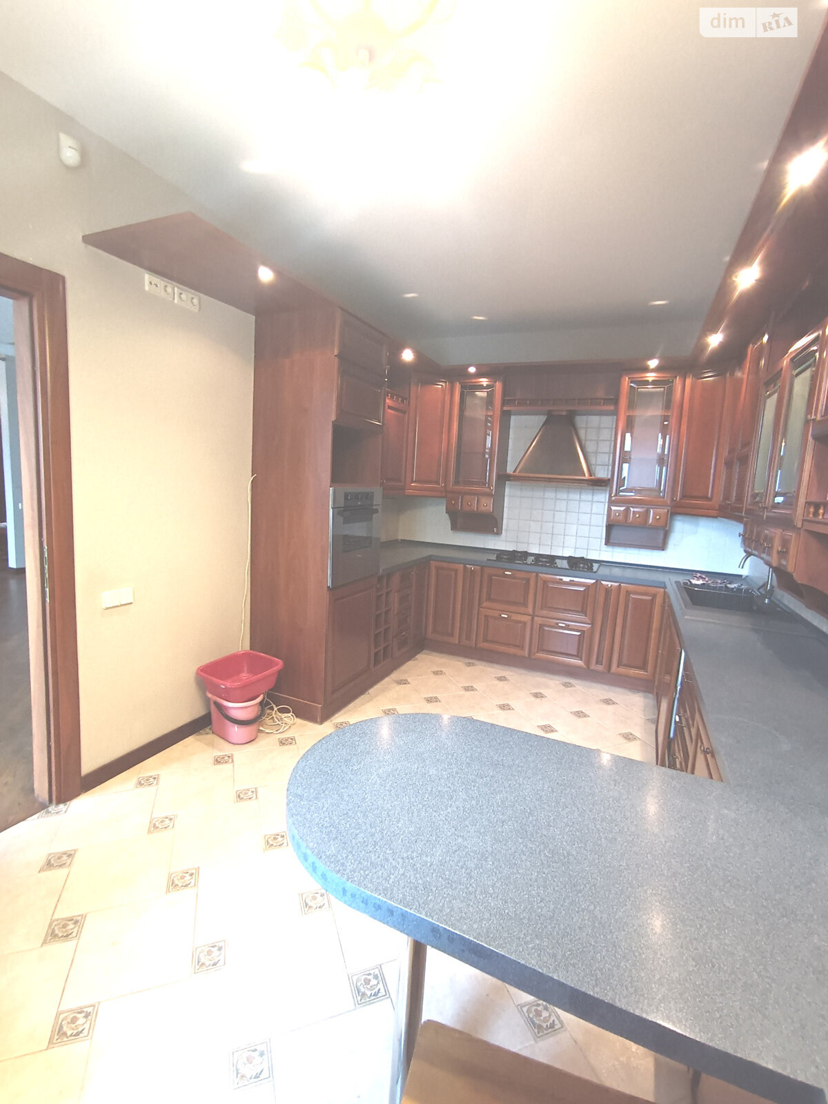 Продажа шестикомнатной квартиры в Киеве, на ул. Пылыпа Орлика 10, район Печерский фото 1