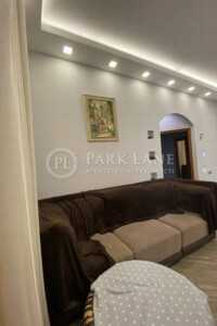 Продажа трехкомнатной квартиры в Киеве, на ул. Пылыпа Орлика 22/2, район Липки фото 2