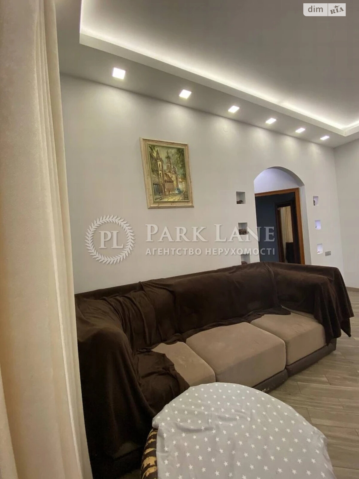 Продажа трехкомнатной квартиры в Киеве, на ул. Пылыпа Орлика 22/2, район Липки фото 1