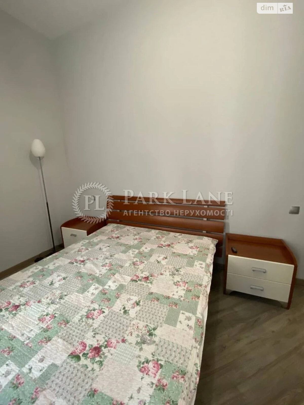 Продажа трехкомнатной квартиры в Киеве, на ул. Пылыпа Орлика 22/2, район Липки фото 1