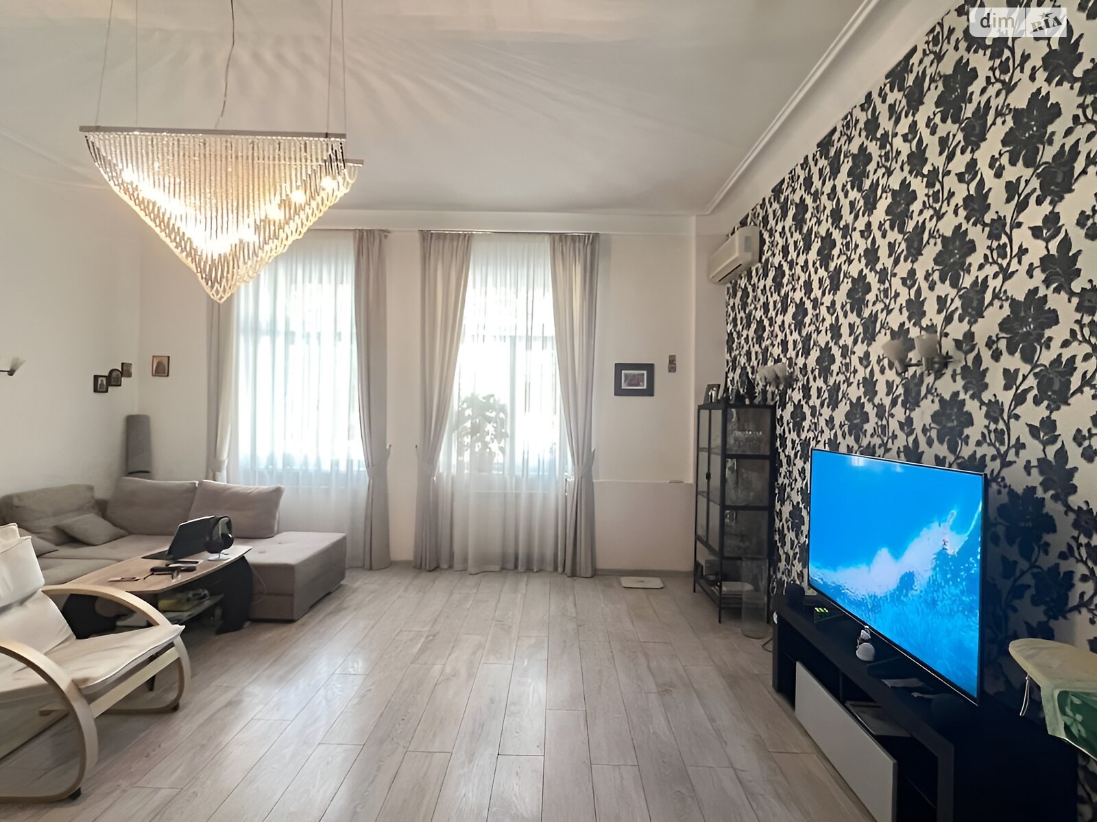 Продаж однокімнатної квартири в Києві, на вул. Шовковична 32/34, район Липки фото 1 Продаж однокімнатної квартири в Києві, на вул. Шовковична 32/34, район Липки фото 1