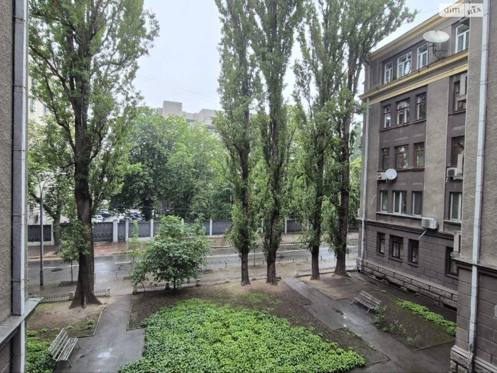 Продажа двухкомнатной квартиры в Киеве, на ул. Шелковичная 21, район Липки фото 1 Продажа двухкомнатной квартиры в Киеве, на ул. Шелковичная 21, район Липки фото 1