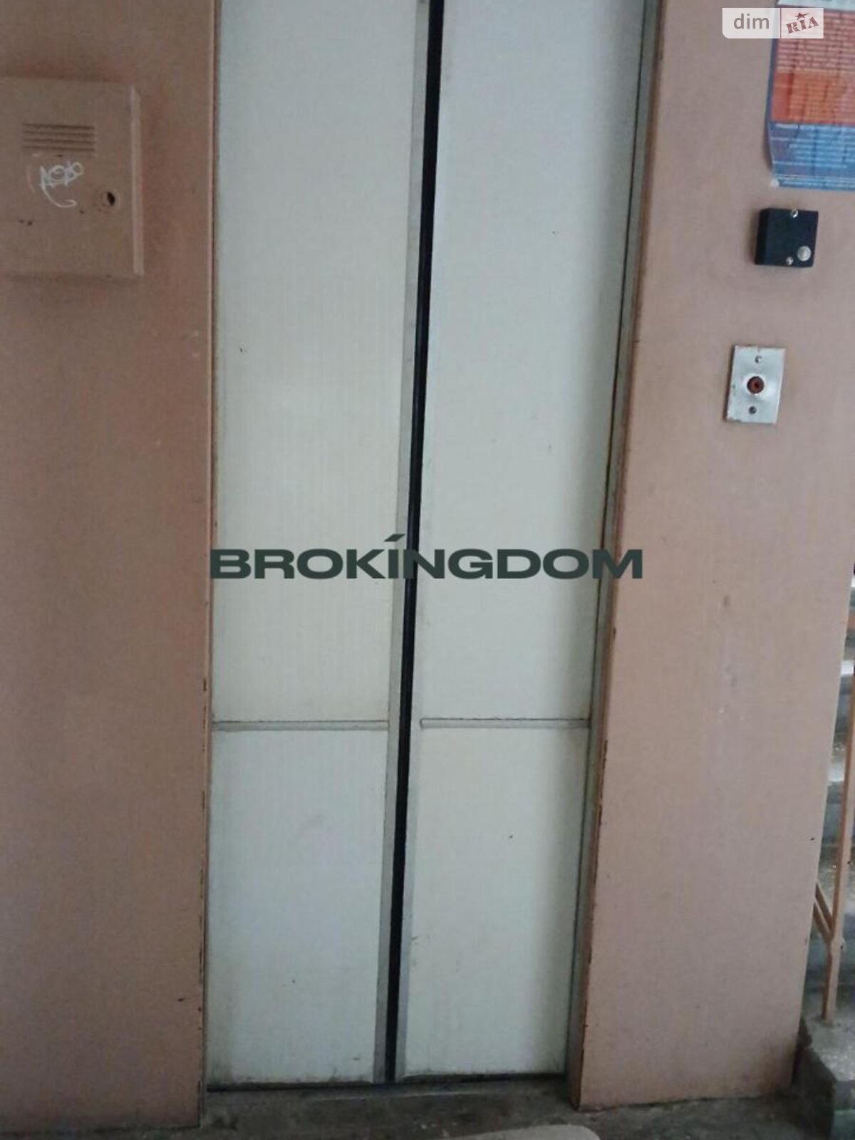 Продажа трехкомнатной квартиры в Киеве, на ул. Шелковичная 13/2, район Липки фото 1 Продажа трехкомнатной квартиры в Киеве, на ул. Шелковичная 13/2, район Липки фото 1