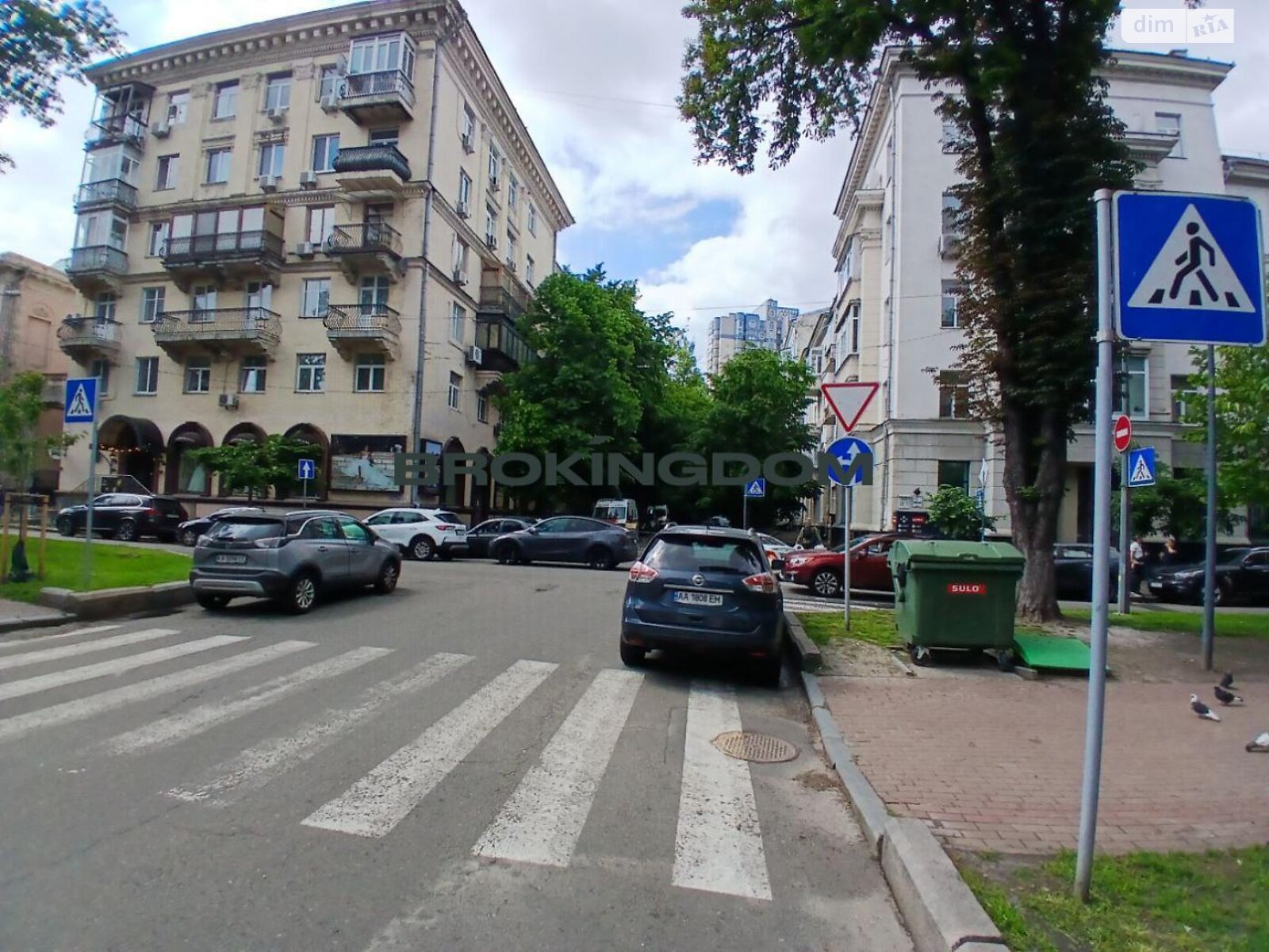 Продажа трехкомнатной квартиры в Киеве, на ул. Шелковичная 13/2, район Липки фото 1 Продажа трехкомнатной квартиры в Киеве, на ул. Шелковичная 13/2, район Липки фото 1