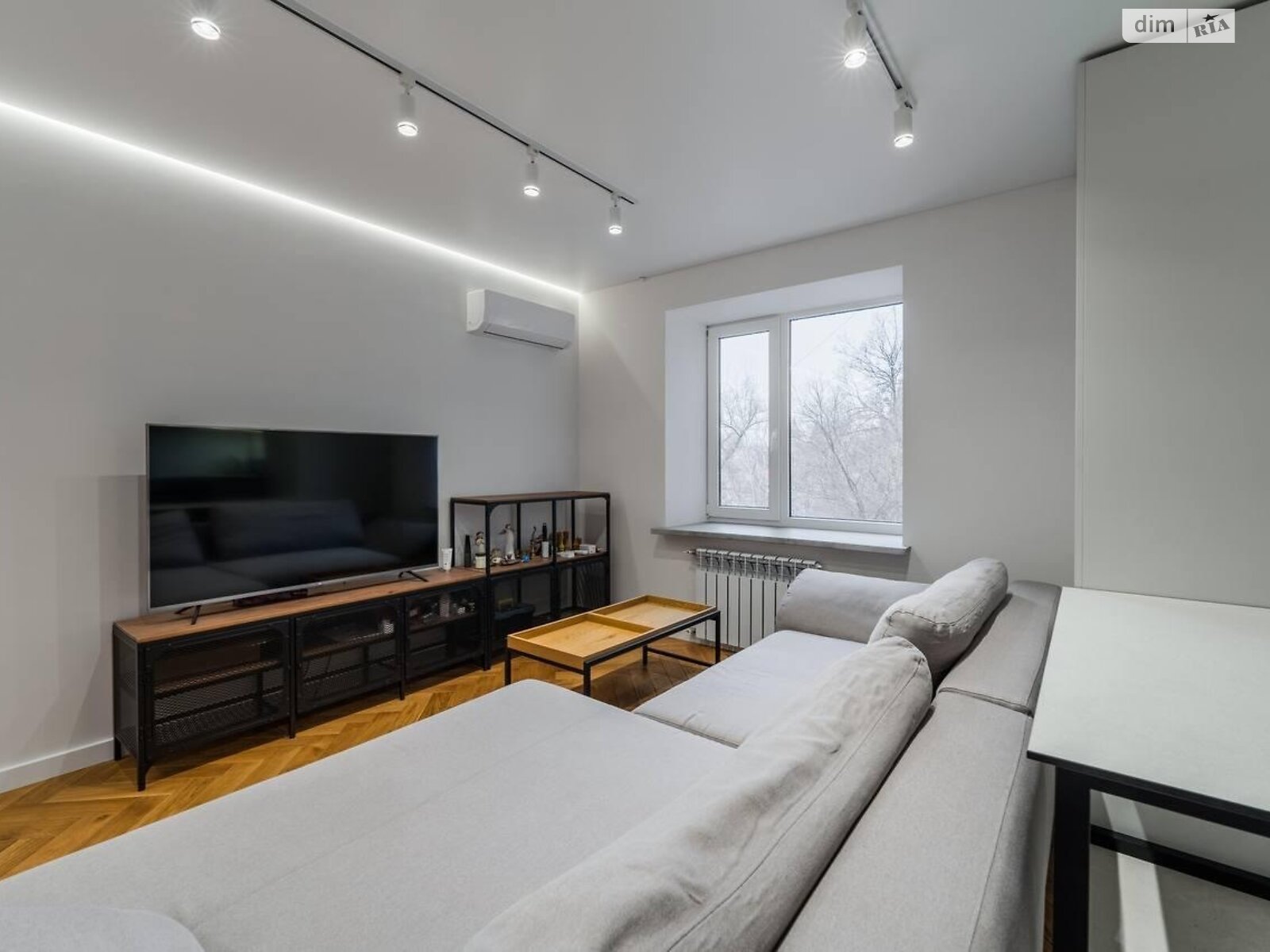 Продаж двокімнатної квартири в Києві, на вул. Шовковична 48, район Липки фото 1