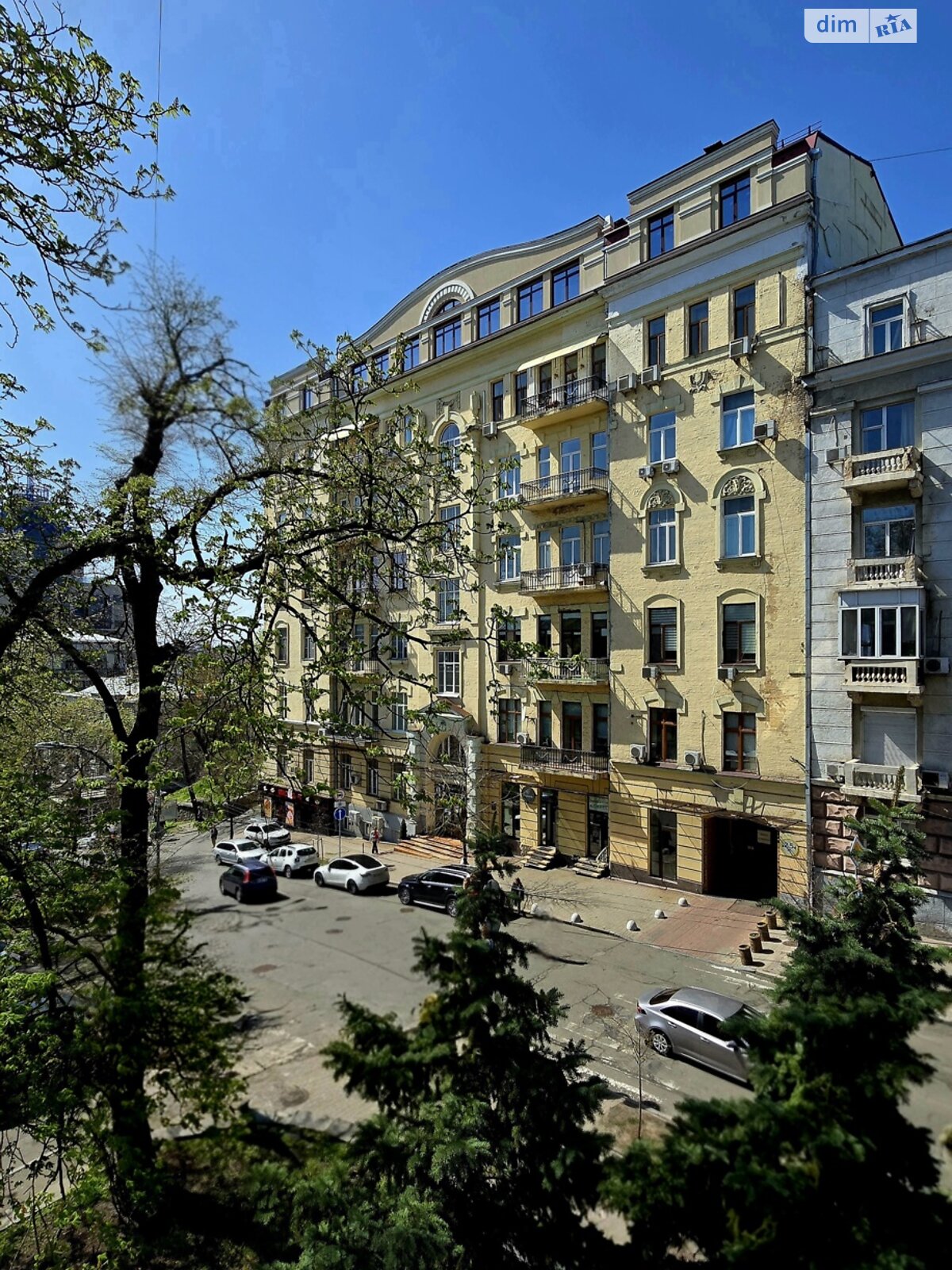 Продажа трехкомнатной квартиры в Киеве, на ул. Шелковичная 29, район Липки фото 1 Продажа трехкомнатной квартиры в Киеве, на ул. Шелковичная 29, район Липки фото 1