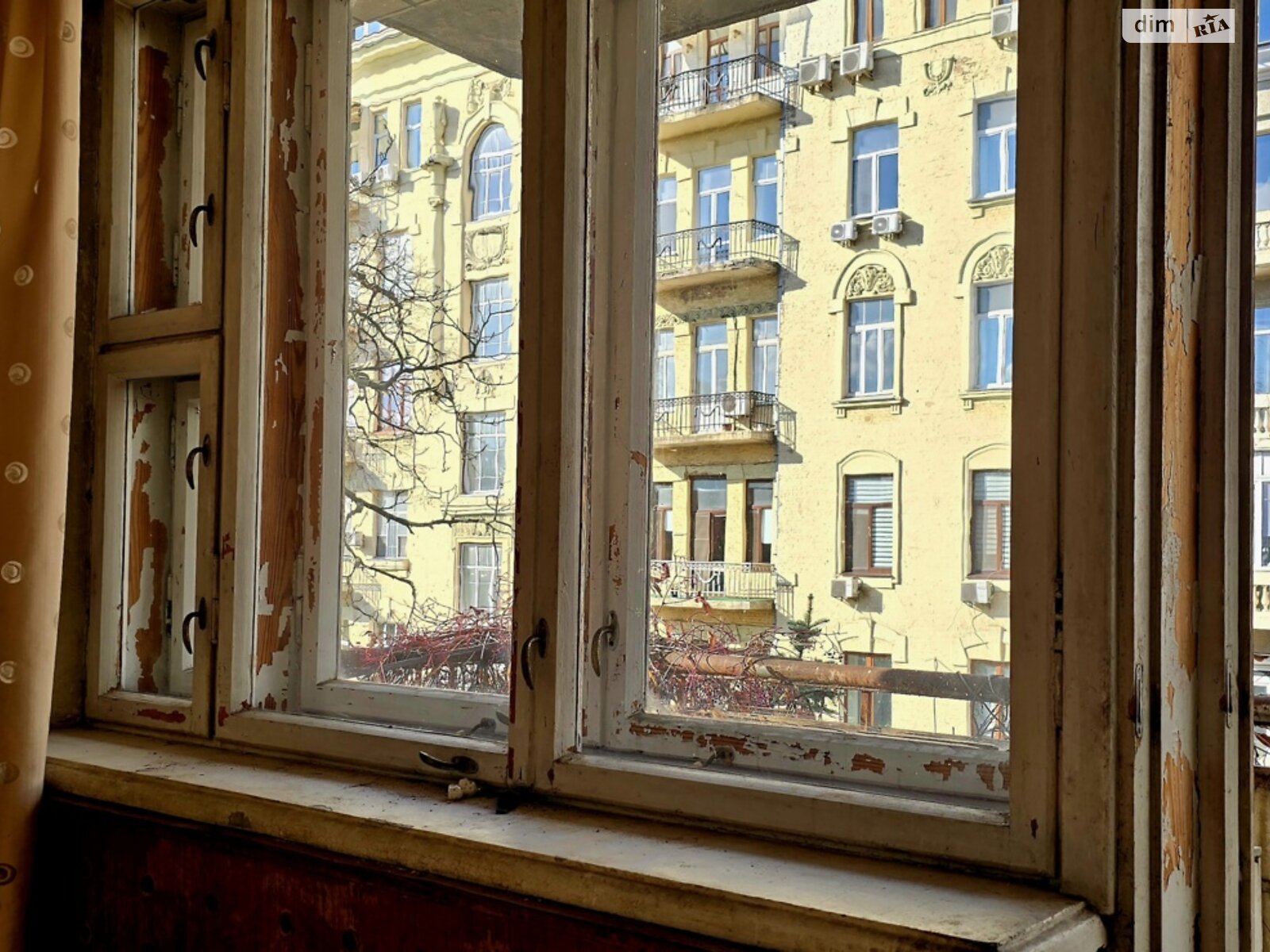 Продажа трехкомнатной квартиры в Киеве, на ул. Шелковичная 29, район Липки фото 1 Продажа трехкомнатной квартиры в Киеве, на ул. Шелковичная 29, район Липки фото 1