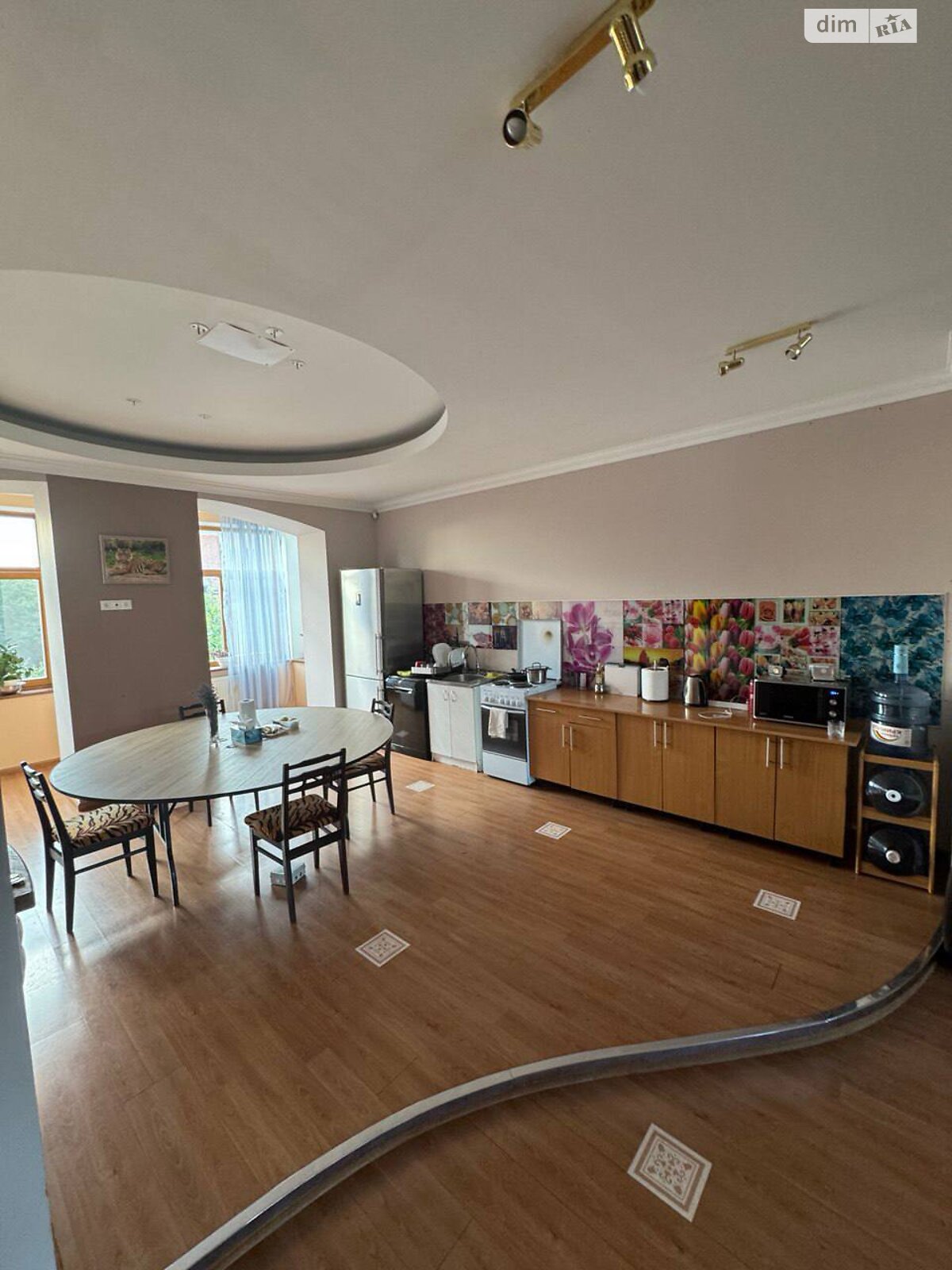 Продажа четырехкомнатной квартиры в Киеве, на ул. Шелковичная 32/34, район Липки фото 1