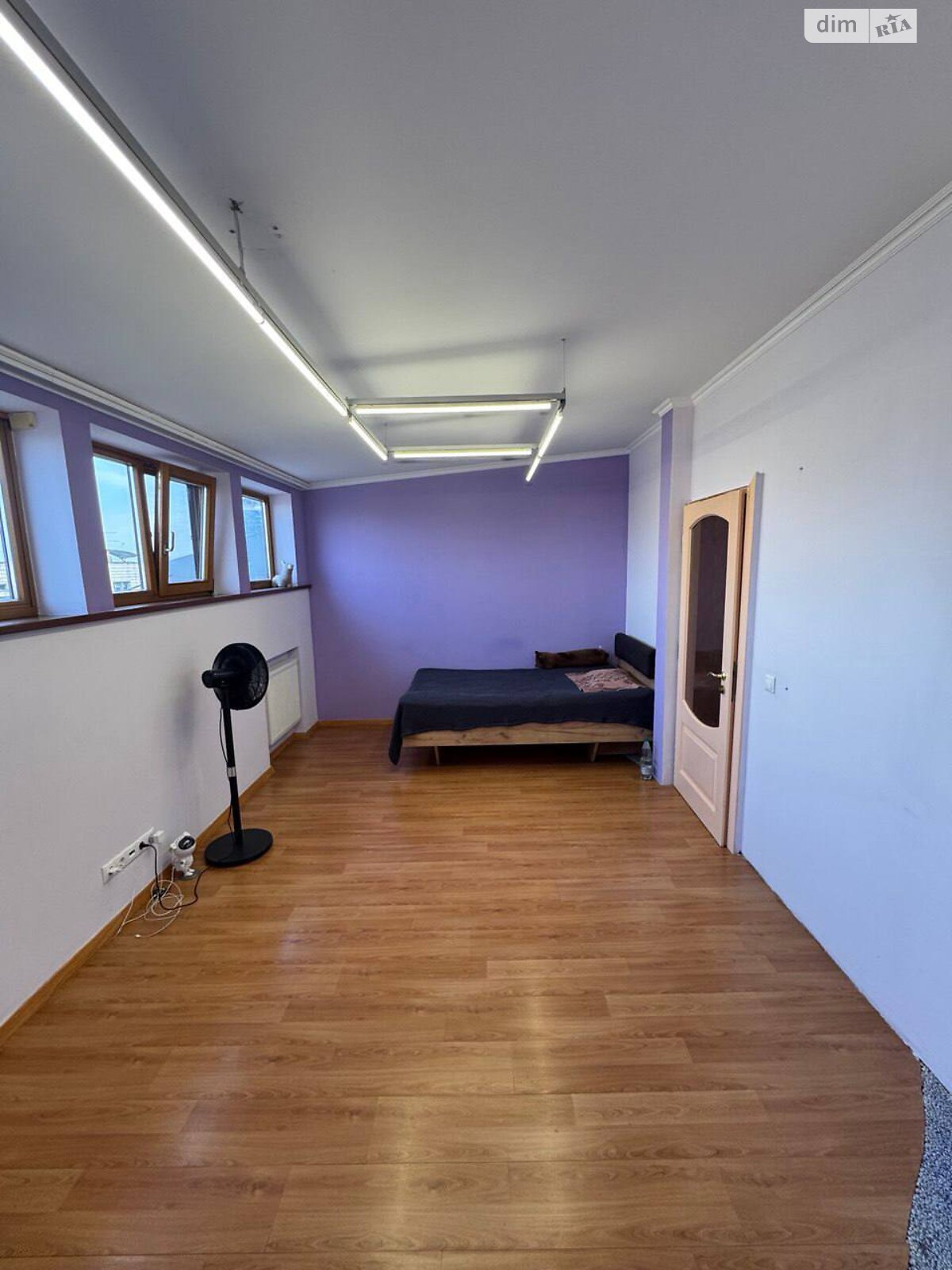 Продажа четырехкомнатной квартиры в Киеве, на ул. Шелковичная 32/34, район Липки фото 1