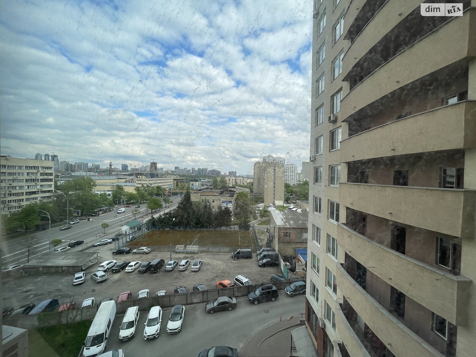 Продажа трехкомнатной квартиры в Киеве, на просп. Валерия Лобановского 150, район Липки фото 1