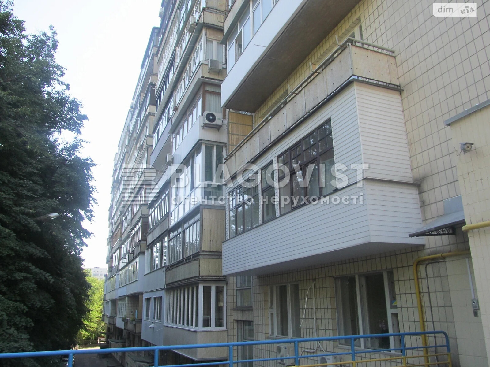 Продаж двокімнатної квартири в Києві, на пров. Виноградний 4, район Липки фото 1 Продаж двокімнатної квартири в Києві, на пров. Виноградний 4, район Липки фото 1