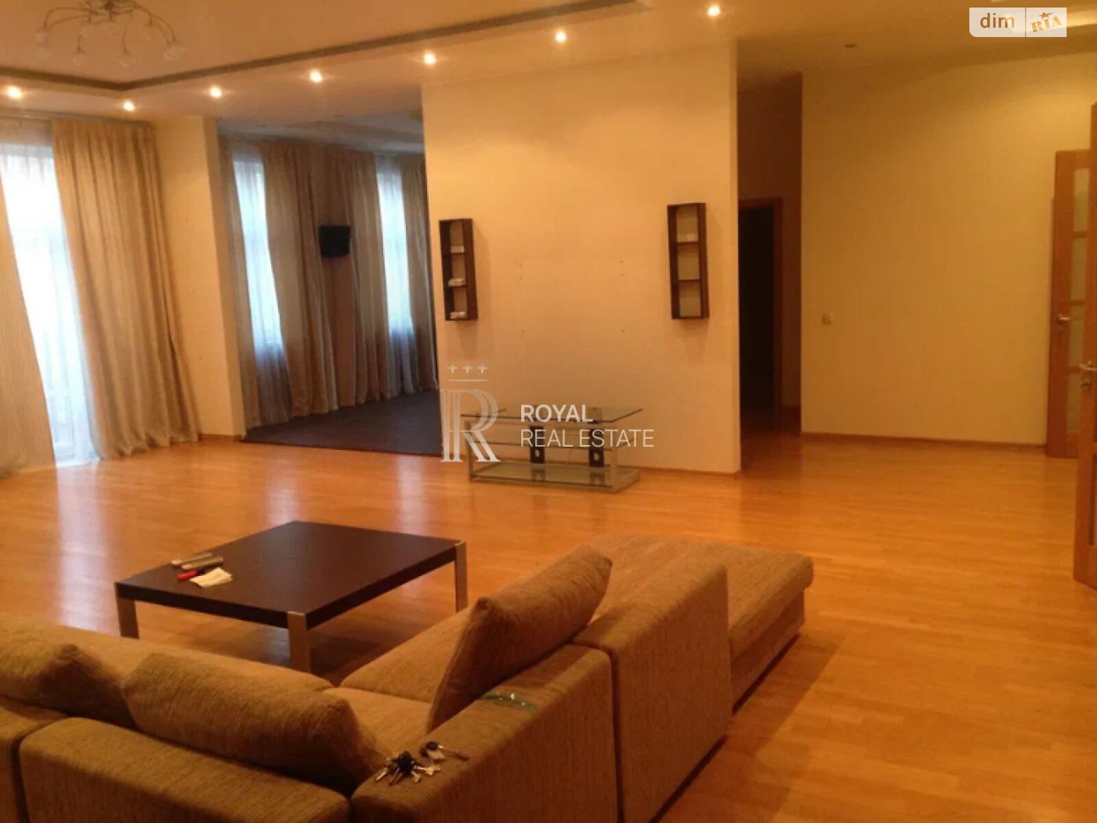 Продажа четырехкомнатной квартиры в Киеве, на ул. Дарвина 3, район Липки фото 1