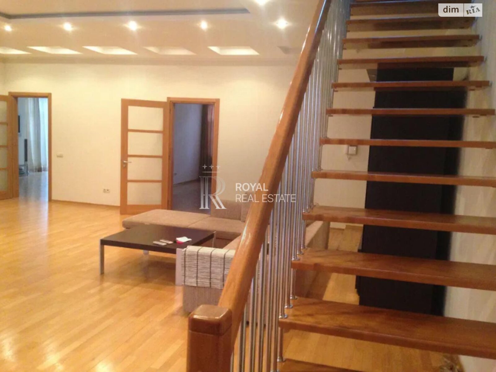 Продажа четырехкомнатной квартиры в Киеве, на ул. Дарвина 3, район Липки фото 1