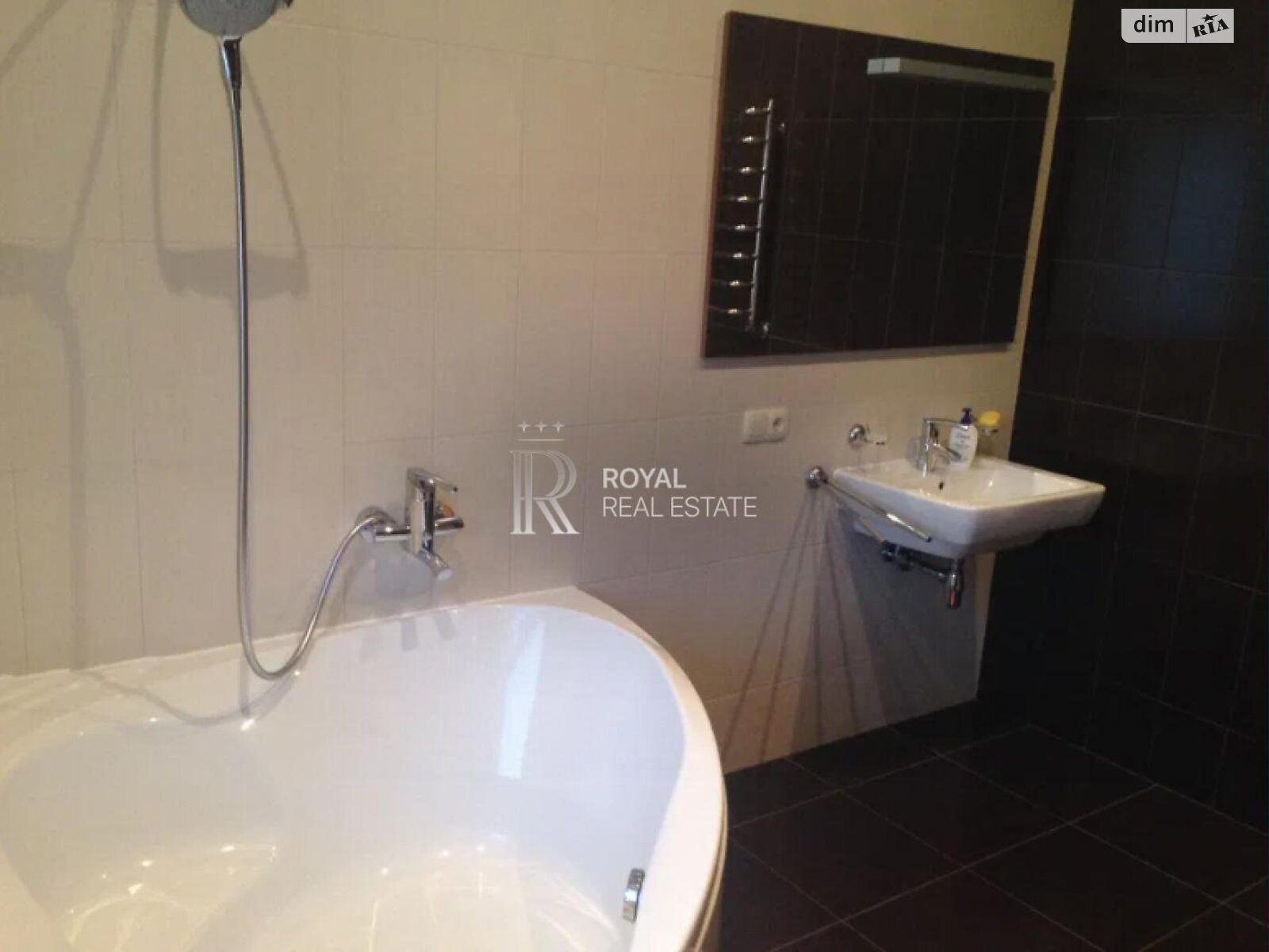 Продажа четырехкомнатной квартиры в Киеве, на ул. Дарвина 3, район Липки фото 1