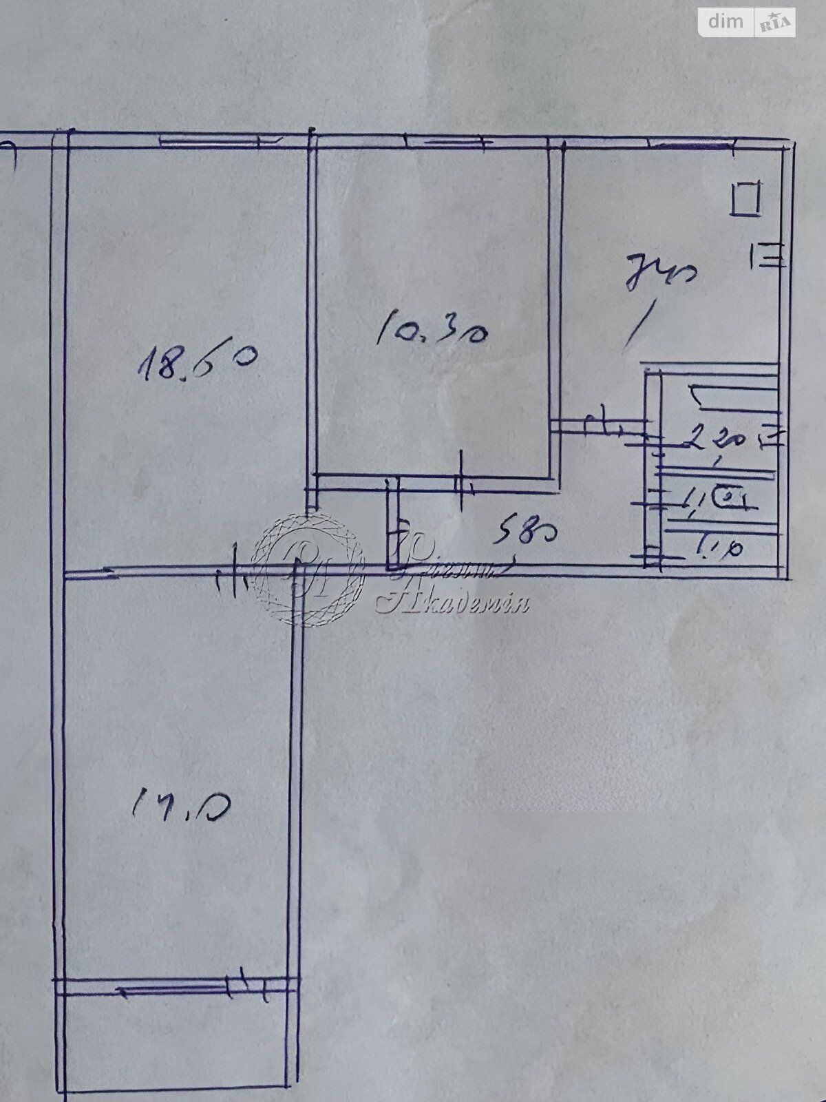 Продажа трехкомнатной квартиры в Киеве, на ул. Бакинская 37, район Лукьяновка фото 1 Продажа трехкомнатной квартиры в Киеве, на ул. Бакинская 37, район Лукьяновка фото 1