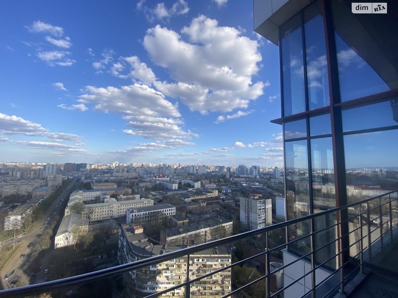 Продаж п`ятикімнатної квартири в Києві, на вул. Дегтярівська 17 корпус 1, район Лук'янівка фото 1 Продаж п`ятикімнатної квартири в Києві, на вул. Дегтярівська 17 корпус 1, район Лук'янівка фото 1