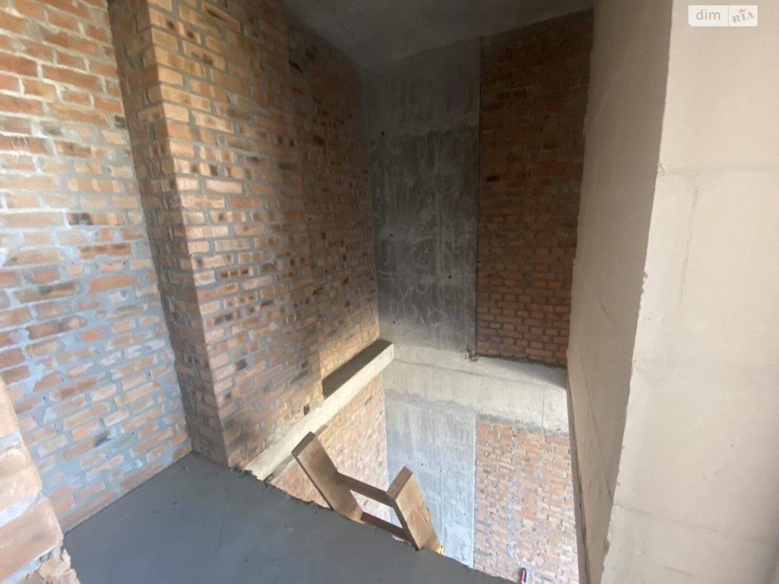 Продаж п`ятикімнатної квартири в Києві, на вул. Дегтярівська 17 корпус 1, район Лук'янівка фото 1 Продаж п`ятикімнатної квартири в Києві, на вул. Дегтярівська 17 корпус 1, район Лук'янівка фото 1