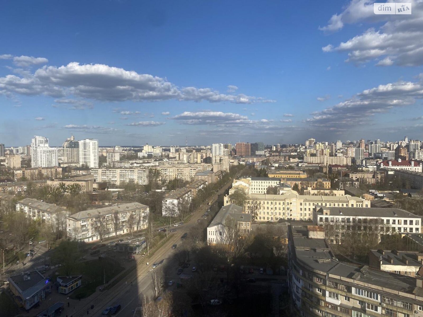 Продаж п`ятикімнатної квартири в Києві, на вул. Дегтярівська 17 корпус 1, район Лук'янівка фото 1 Продаж п`ятикімнатної квартири в Києві, на вул. Дегтярівська 17 корпус 1, район Лук'янівка фото 1